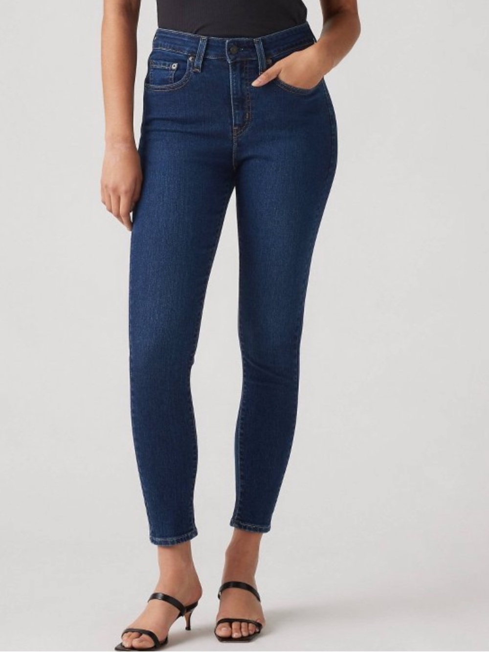 Levi's NWT 25 X 30 721 High-Rise Skinny denim Jeans in Deep Indigo